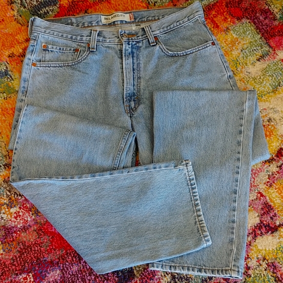 LEVI'S  550 34X34  Men's Relaxed Fit 100% Cotton  Lighter Wash Jeans EUC - Picture 6 of 8